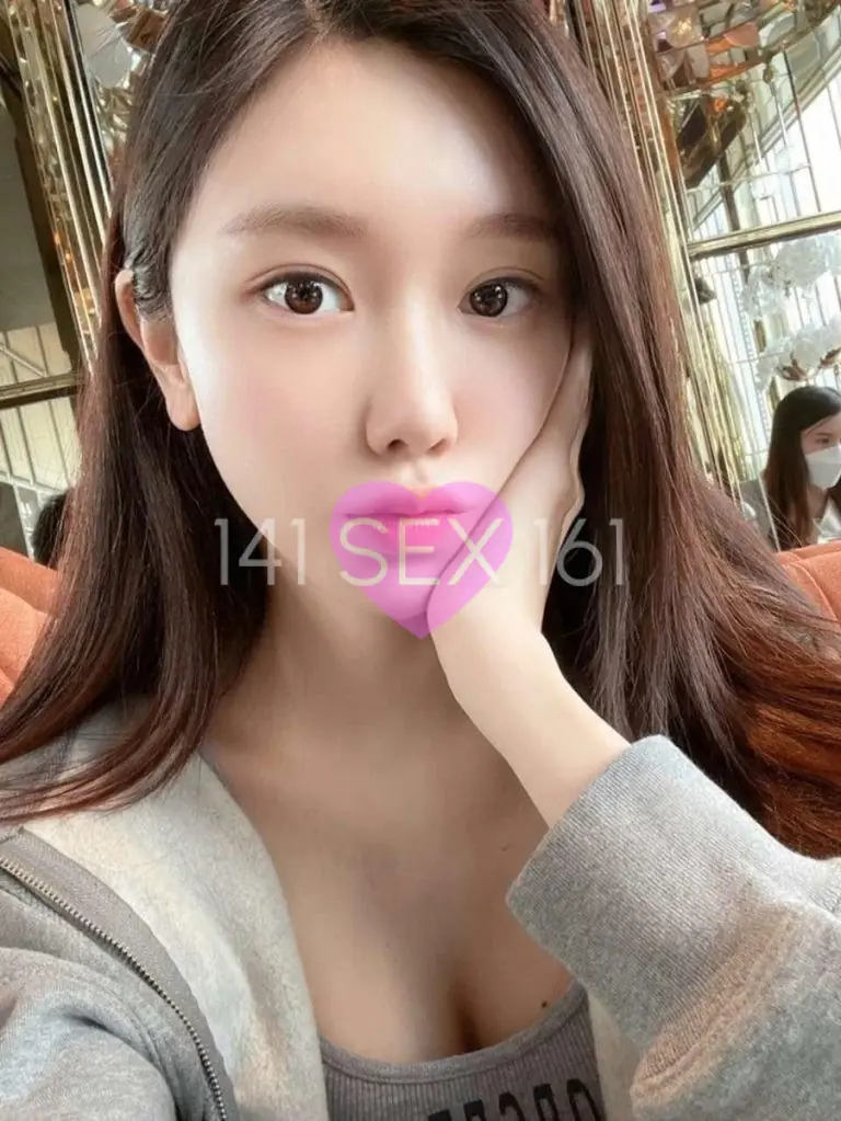 qiyue, 年龄: 21, 身高: 178