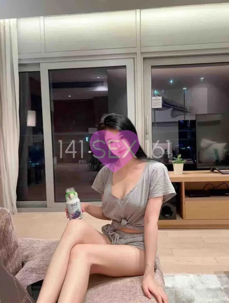 食物, 年龄: 20, 身高: 173