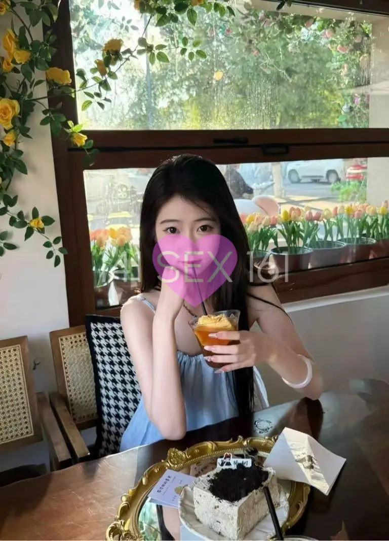 若溪, 年龄: 22, 身高: 172