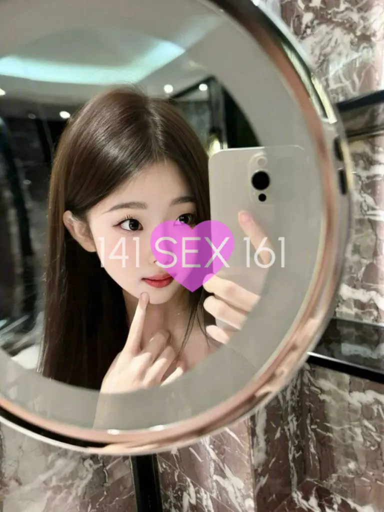 婴儿, 年龄: 18, 身高: 167