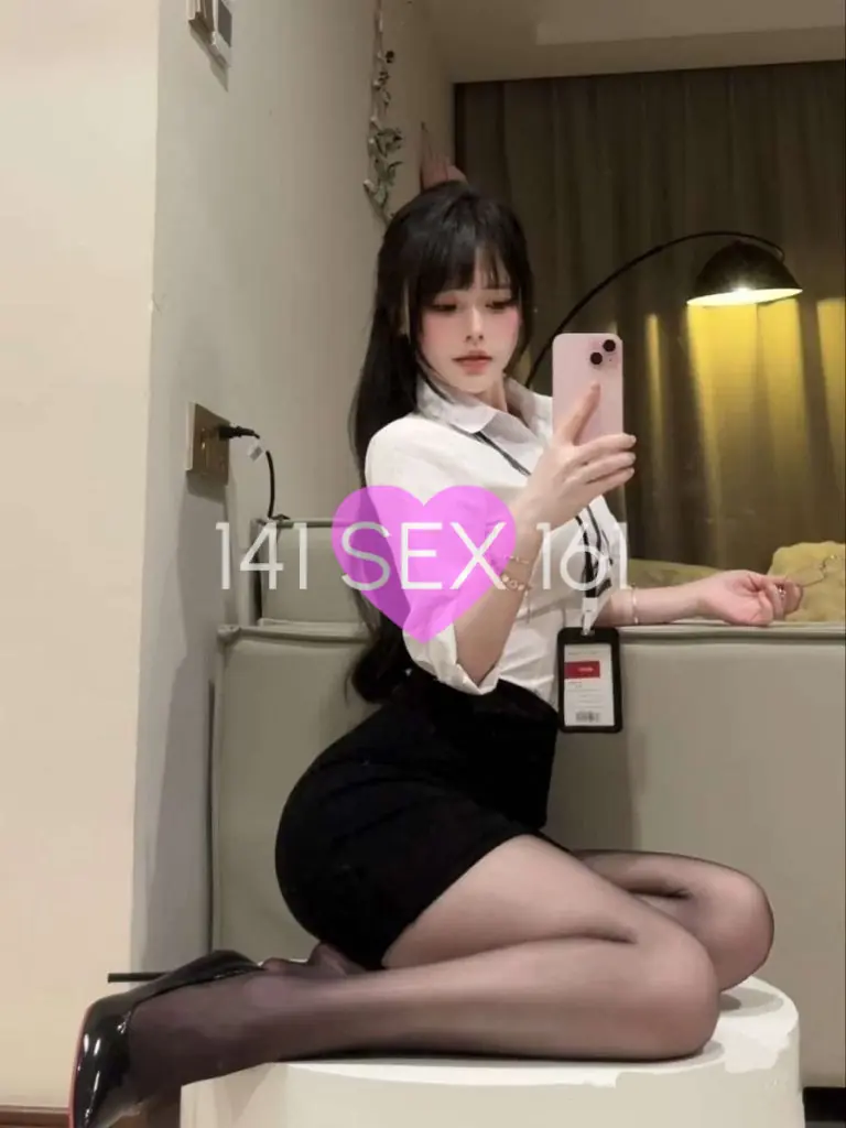 婴儿, 年龄: 19, 身高: 170