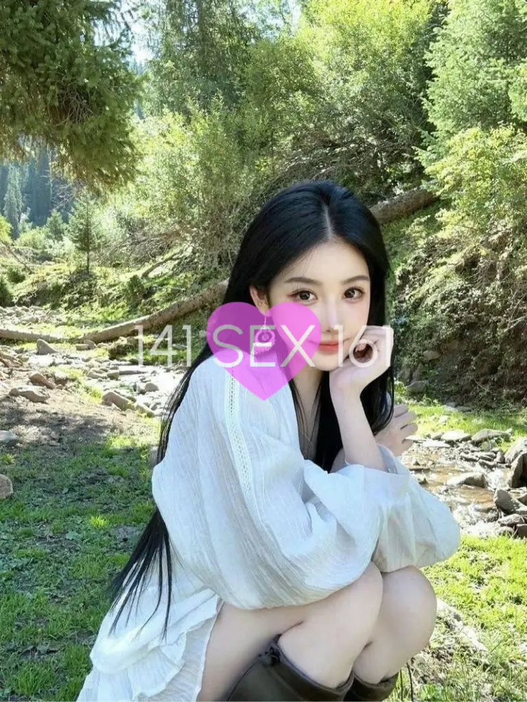 小玲, 年龄: 20, 身高: 175