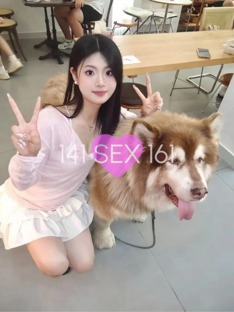 关闭, 年龄: 21, 身高: 160