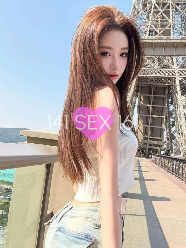 关闭, 年龄: 21, 身高: 170