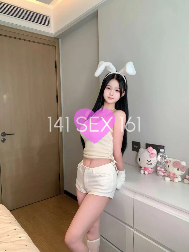 是的, 年龄: 20, 身高: 180