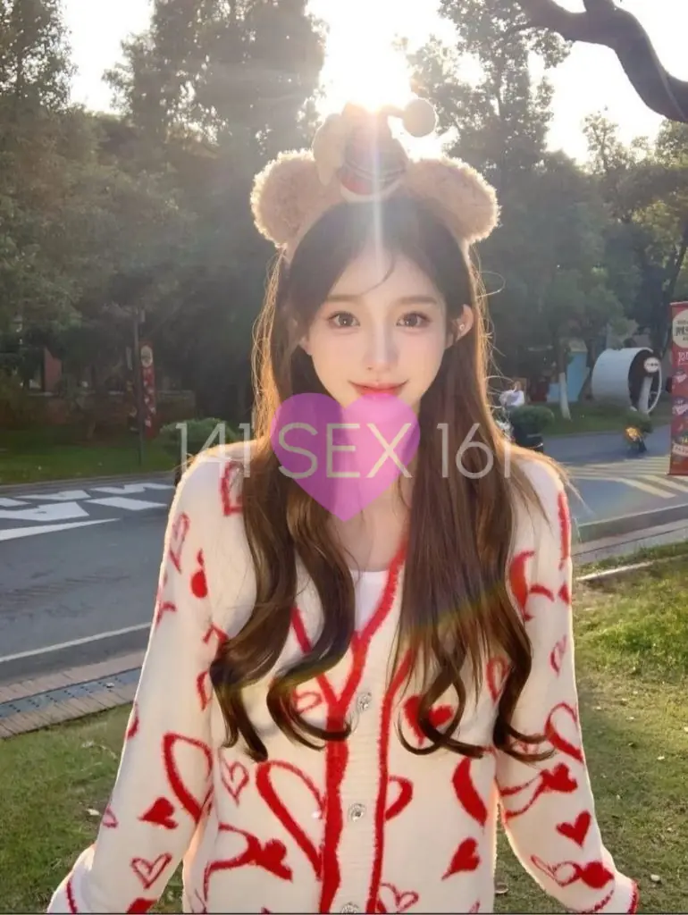 婴儿, 年龄: 18, 身高: 170 厘米, 三围: 32-24-34