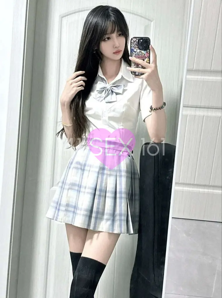 baby, Age: 20, Height: 176 cm, Parameters: 32-23-34
