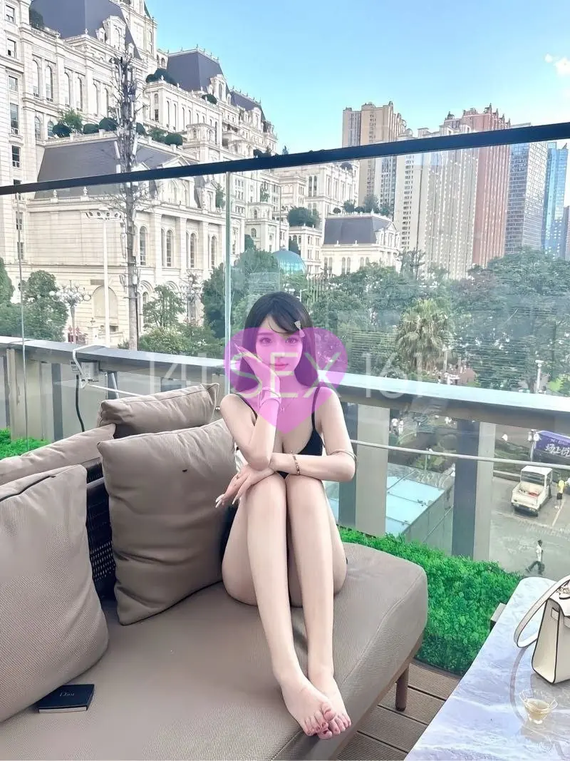 婴儿