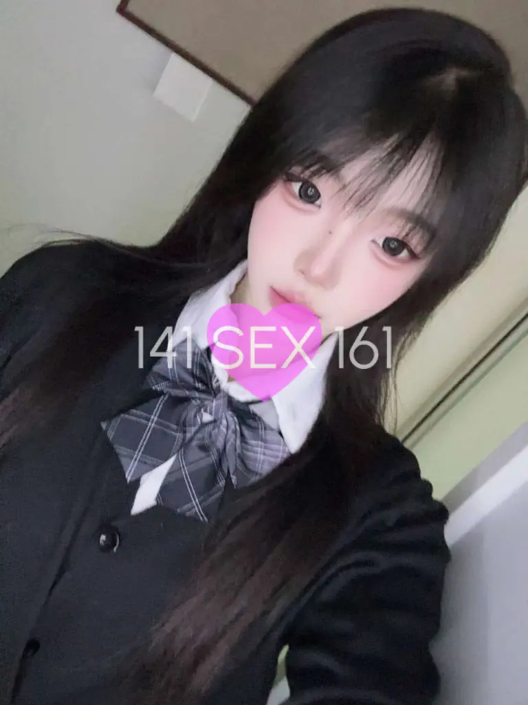 婴儿, 年龄: 18, 身高: 169