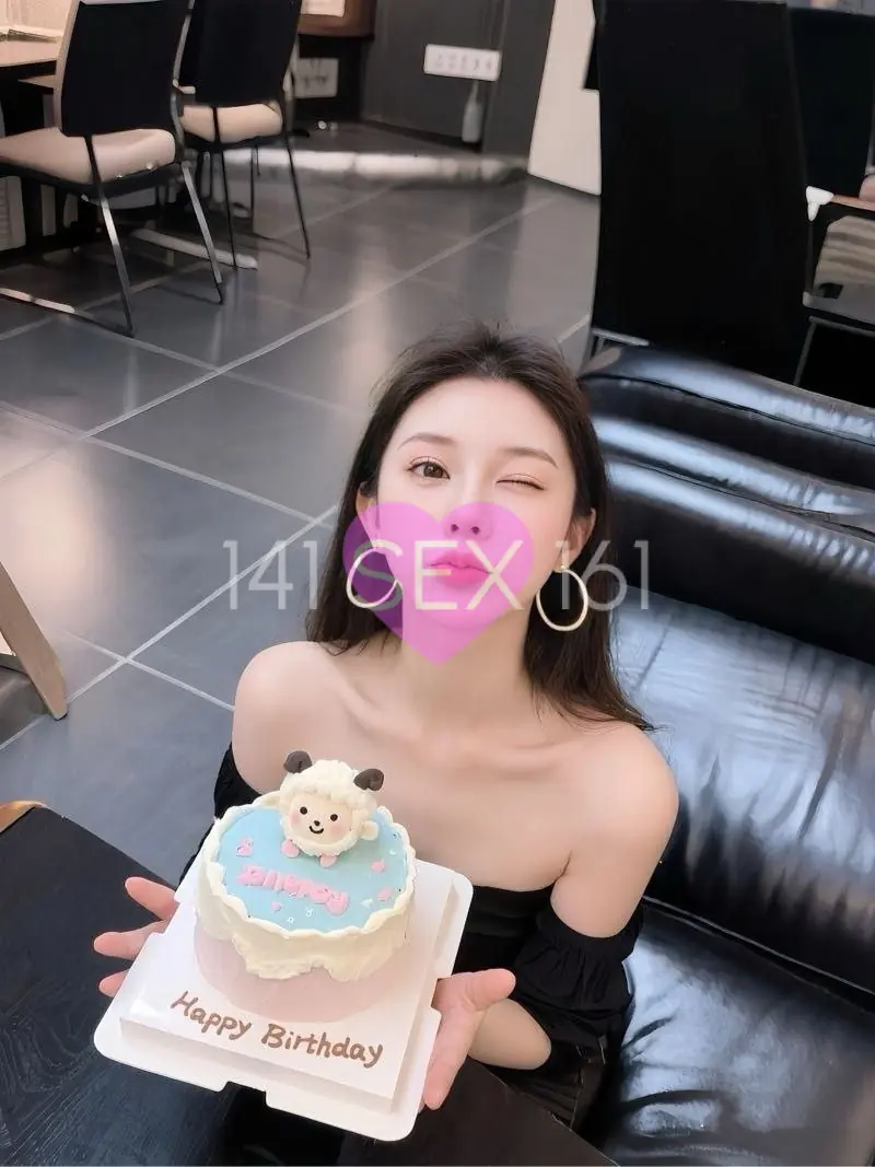 婴儿