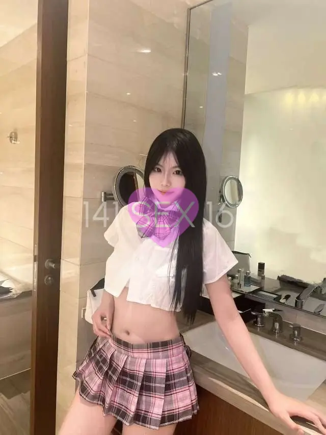 婴儿, 年龄: 20, 身高: 175