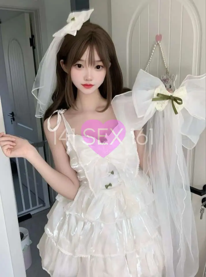 婴儿, 年龄: 18, 身高: 165