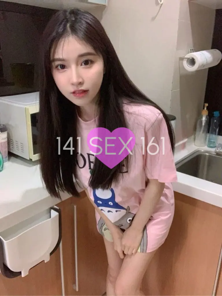 婴儿, 年龄: 19, 身高: 168