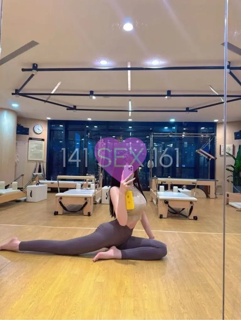 婴儿, 年龄: 20, 身高: 173
