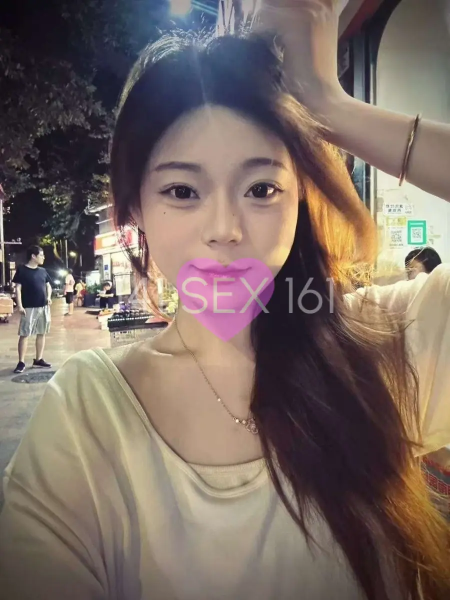 婴儿