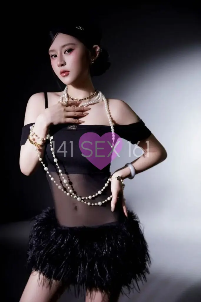 婴儿, 年龄: 20, 身高: 168 厘米, 三围: 34-24-36