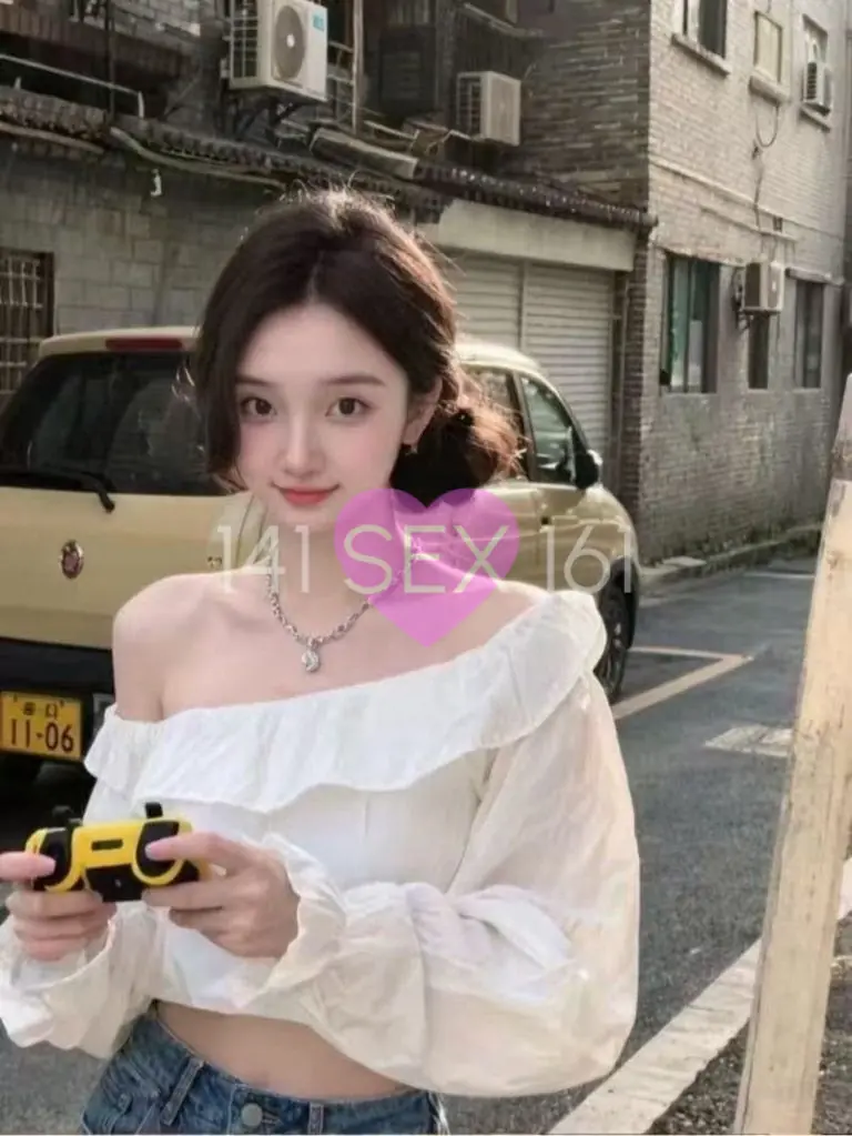 婴儿, 年龄: 21, 身高: 172