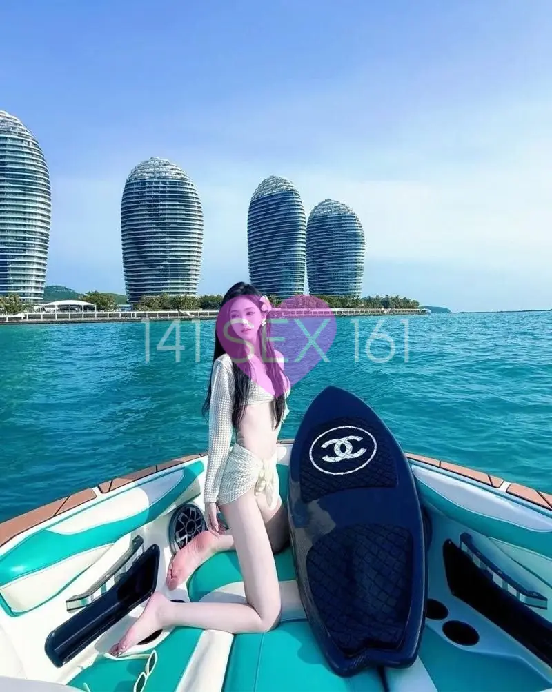 婴儿