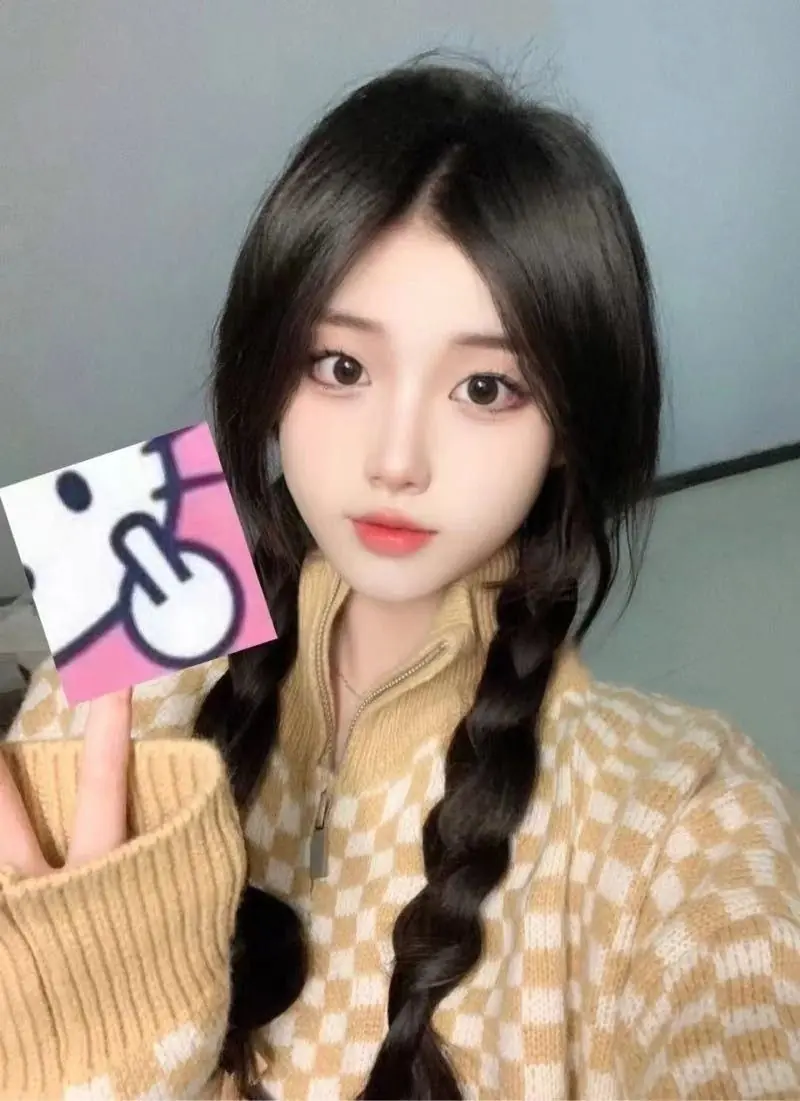 婴儿