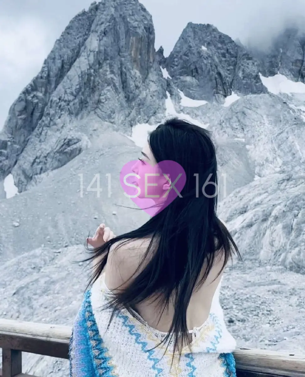 婴儿