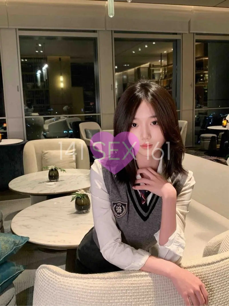 婴儿