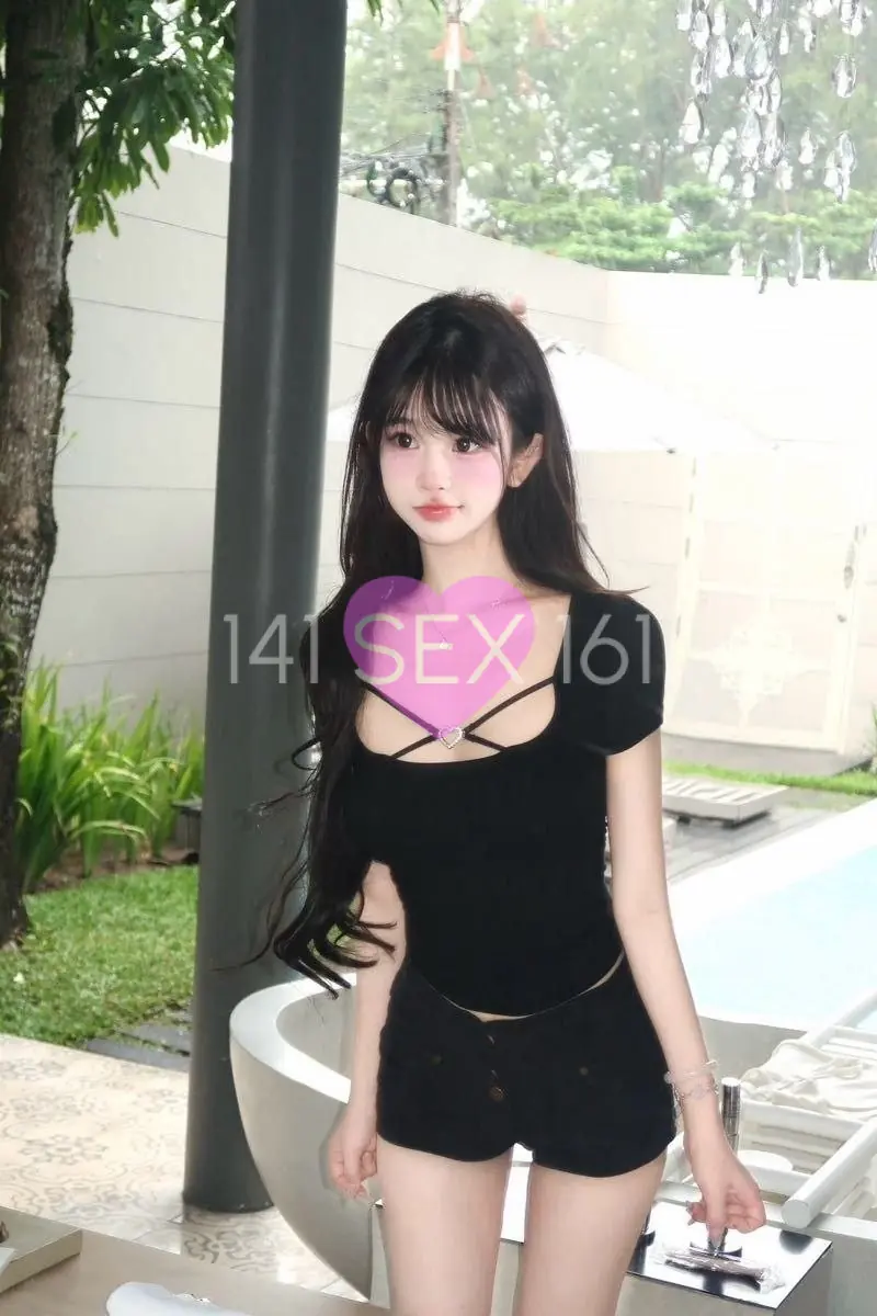 婴儿
