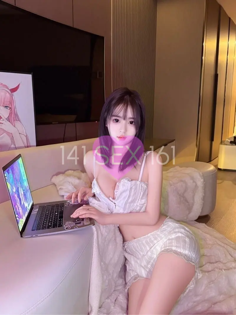 婴儿