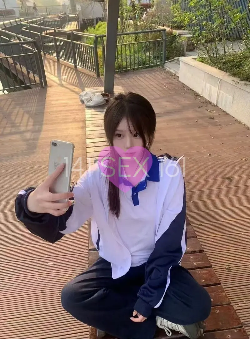 婴儿