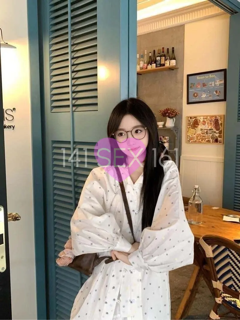 婴儿