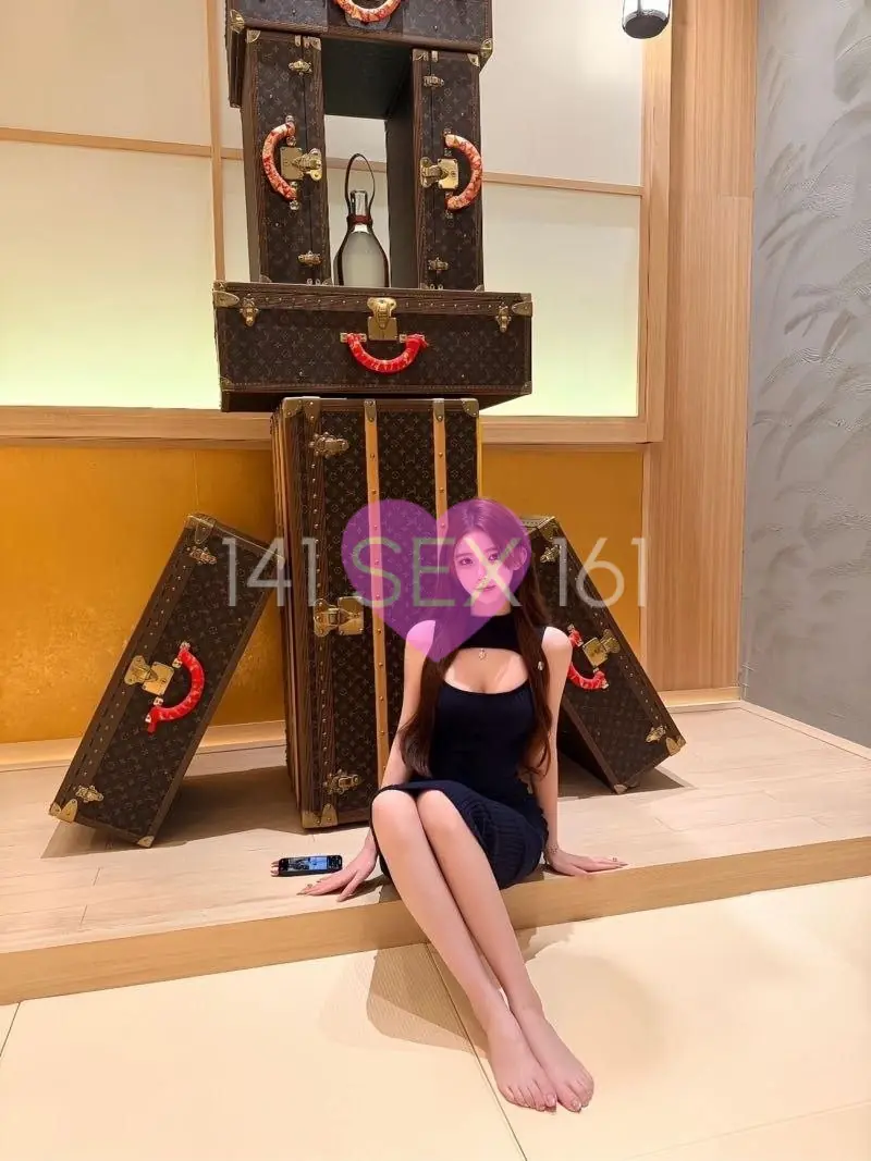 婴儿