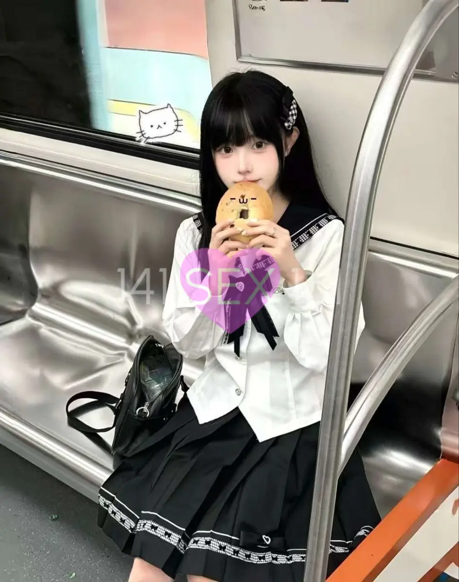 婴儿