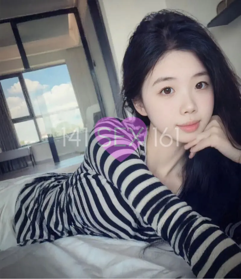 婴儿