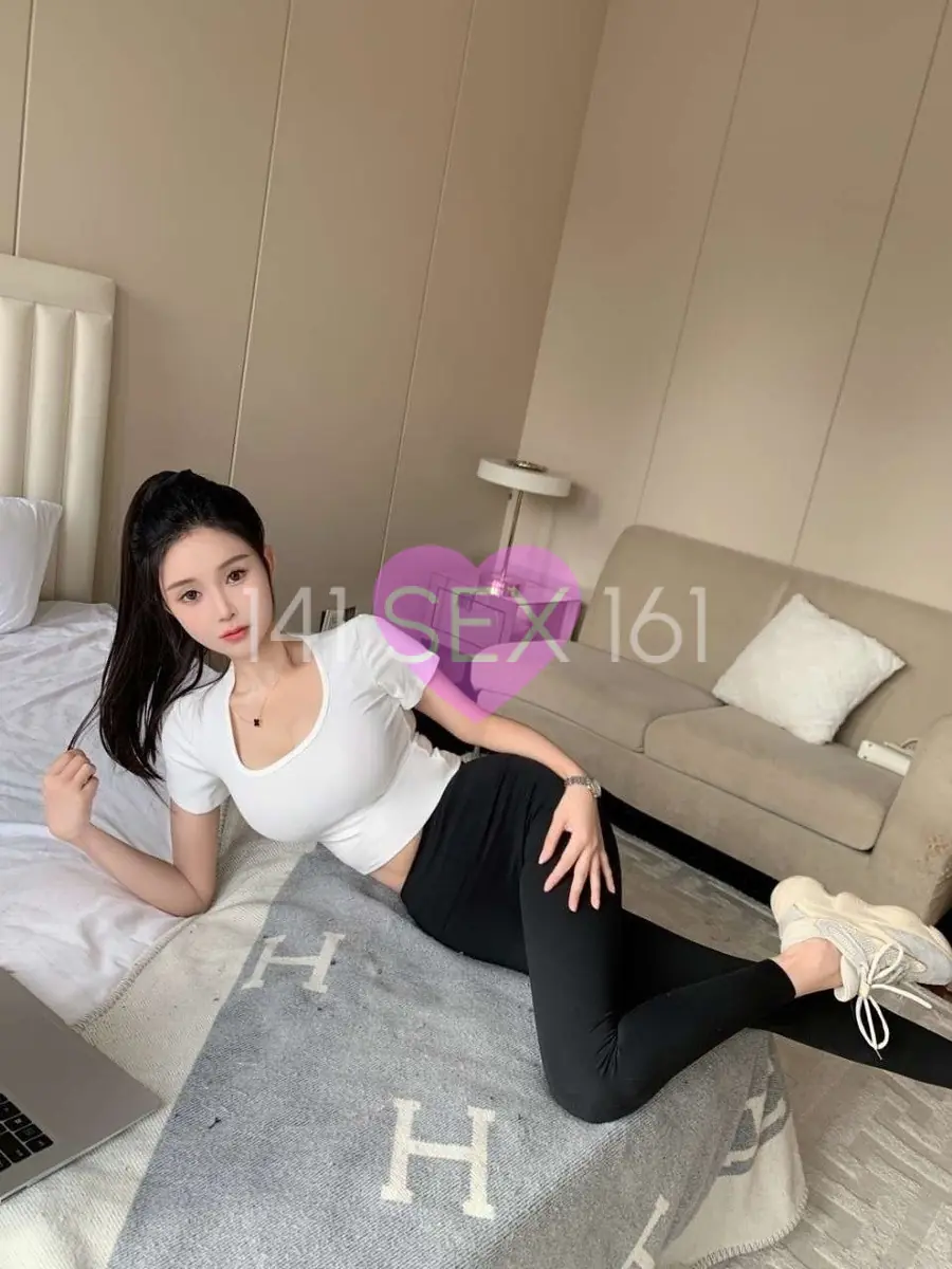 婴儿