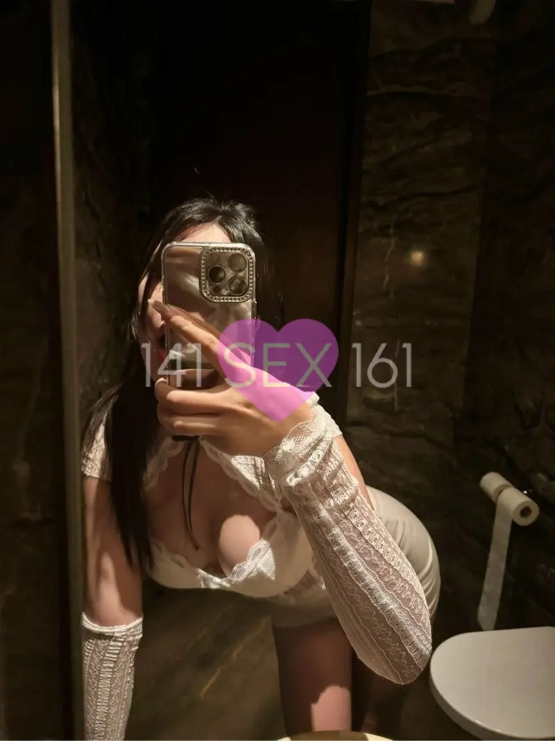 婴儿