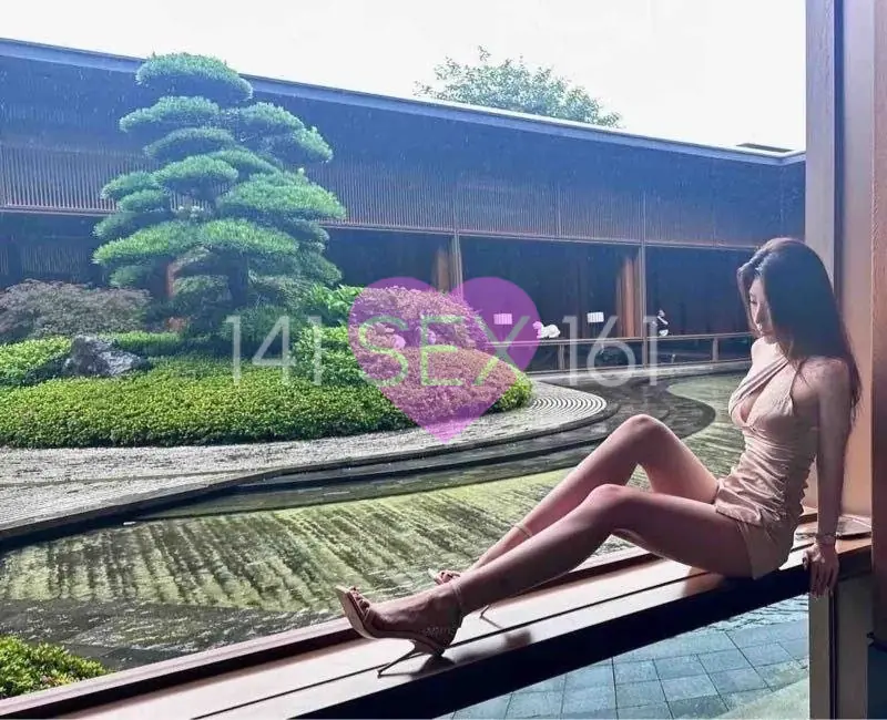 婴儿