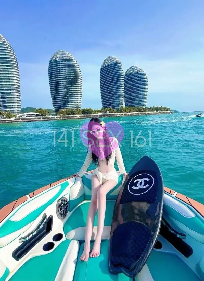 婴儿