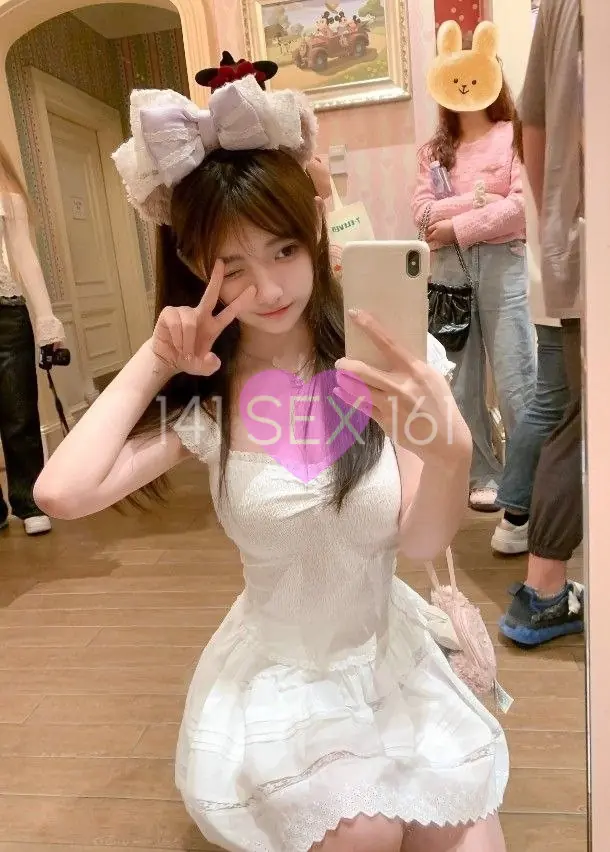 婴儿