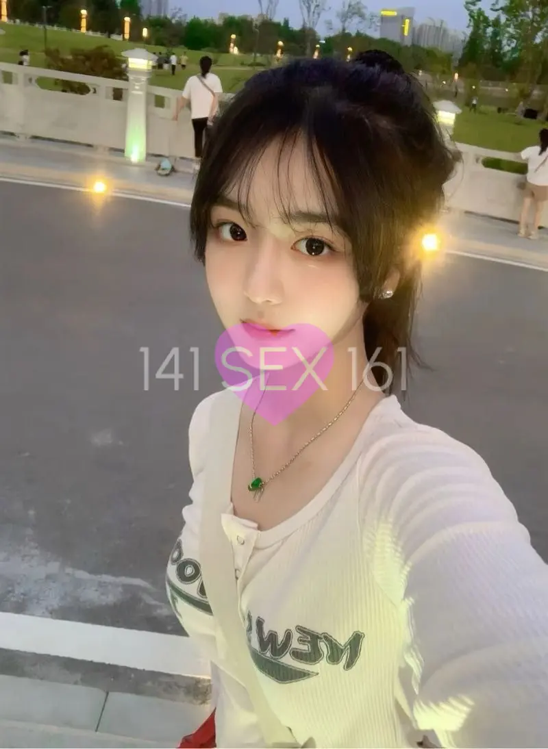 婴儿