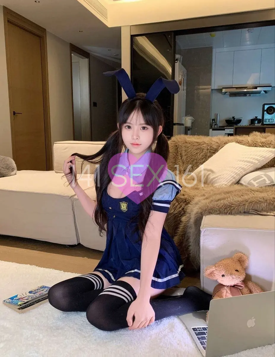 婴儿