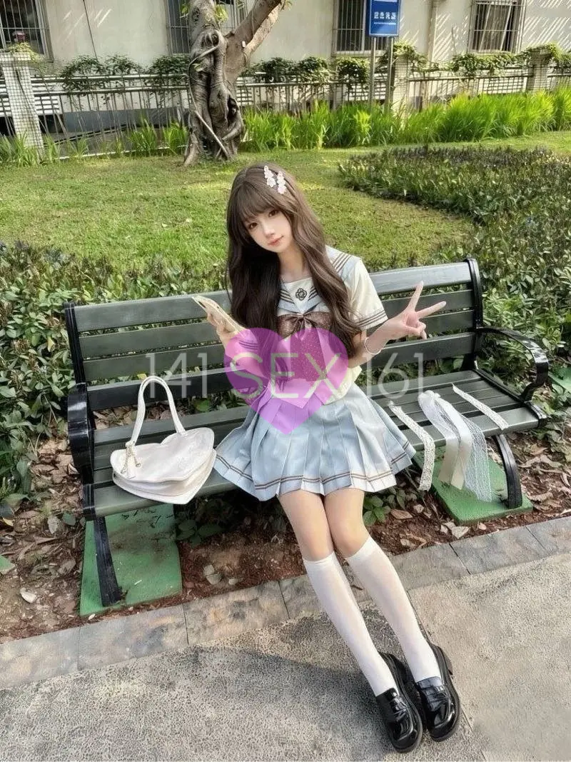 婴儿