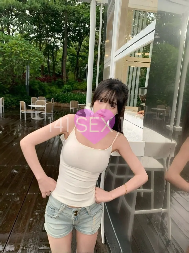 婴儿