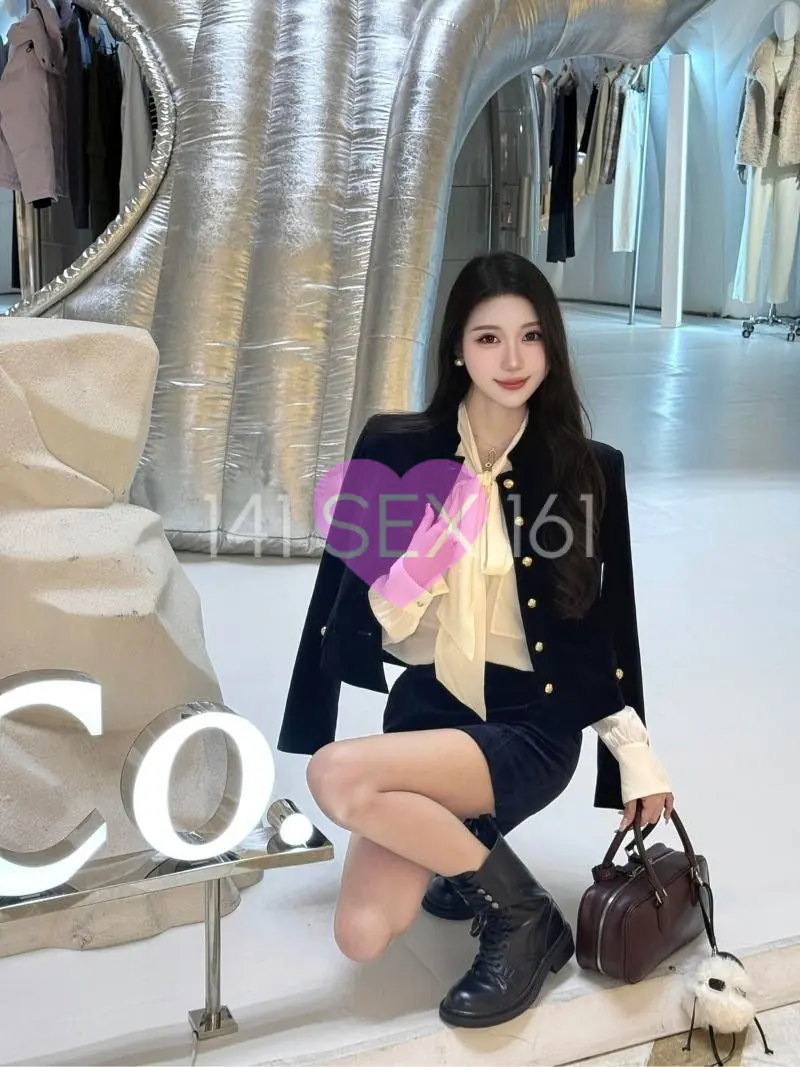 婴儿