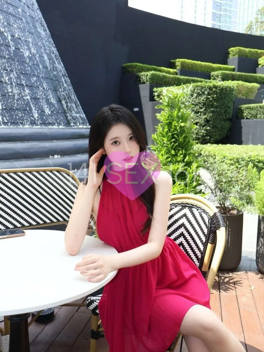 婴儿