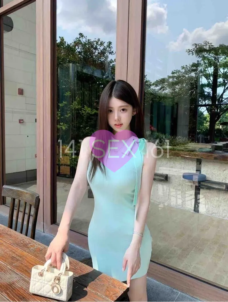 婴儿