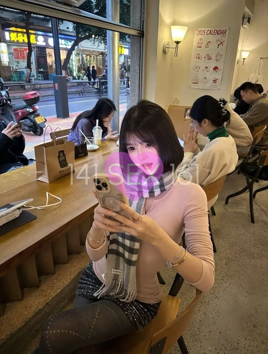 婴儿