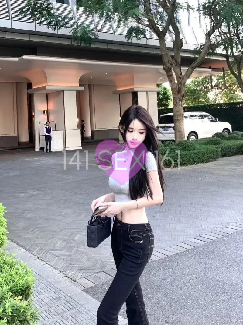 婴儿