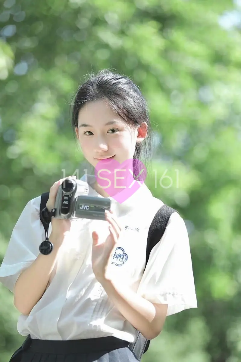 婴儿