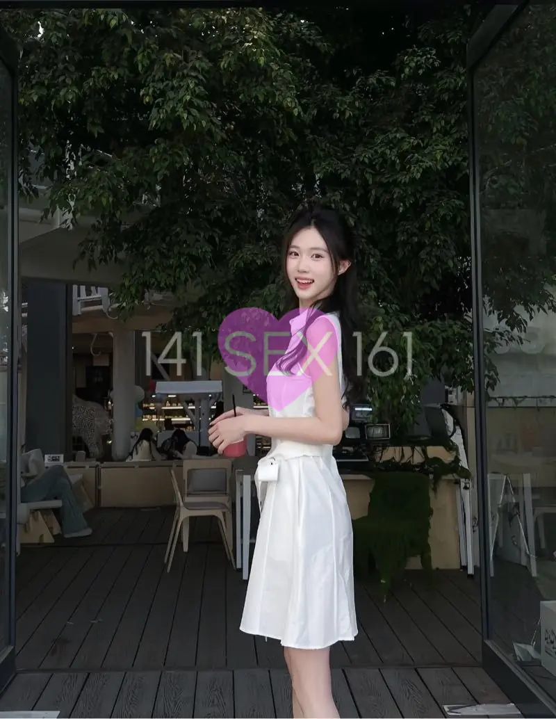 婴儿