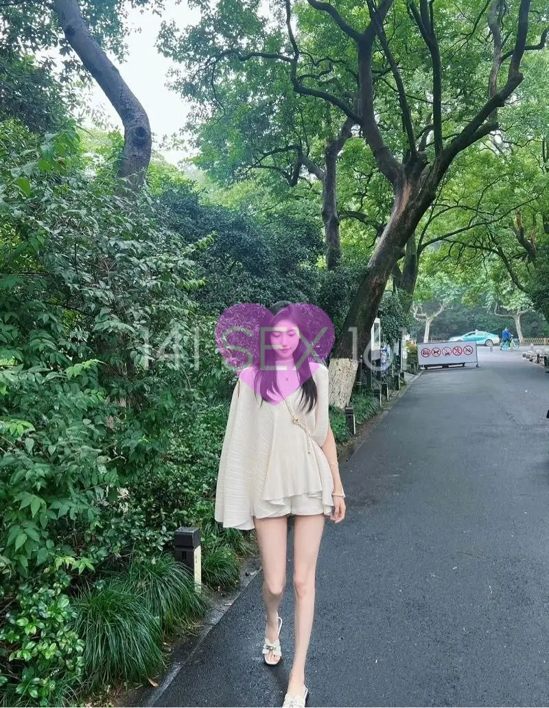 婴儿