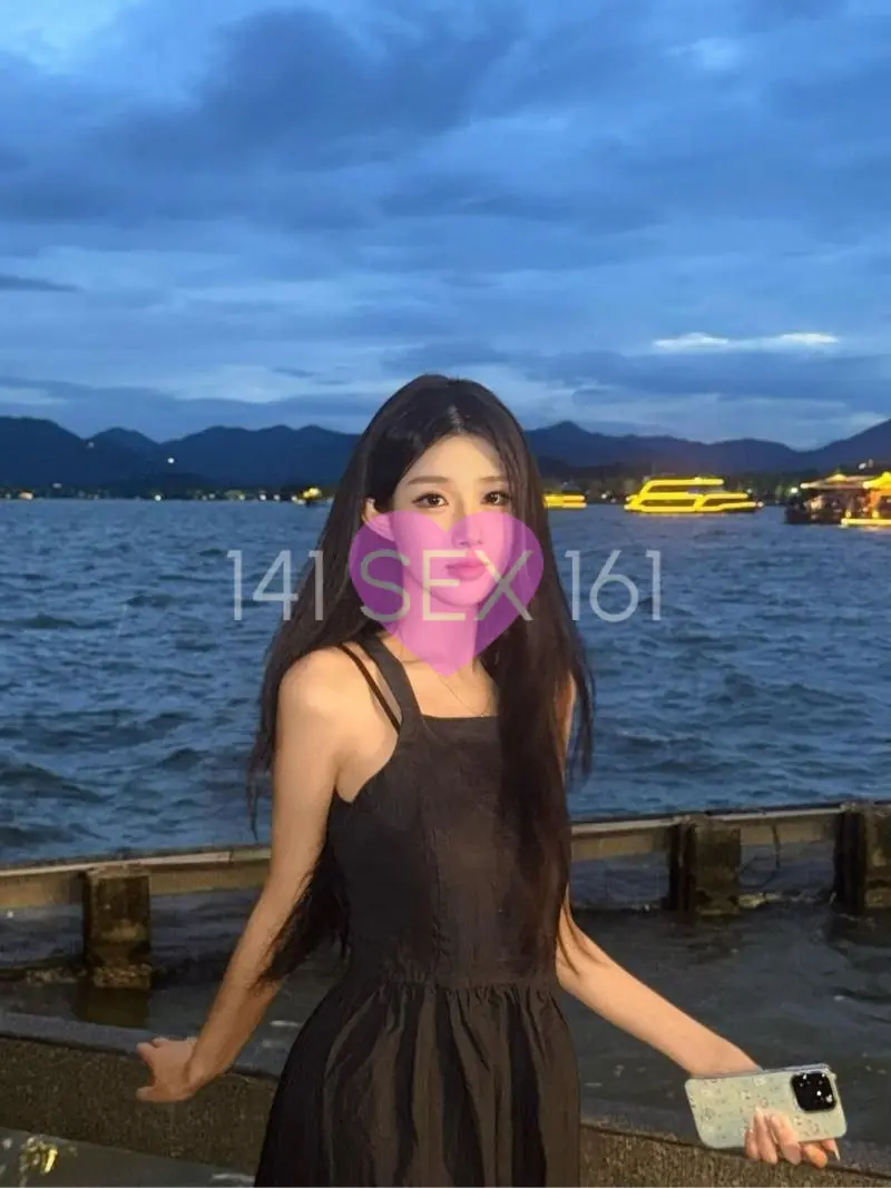 婴儿